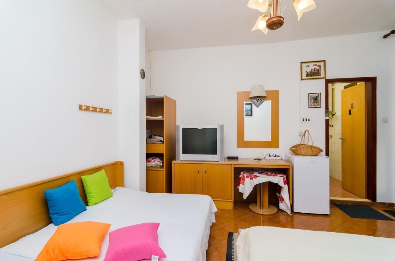 Apartments Rasica Molunat Zimmer foto